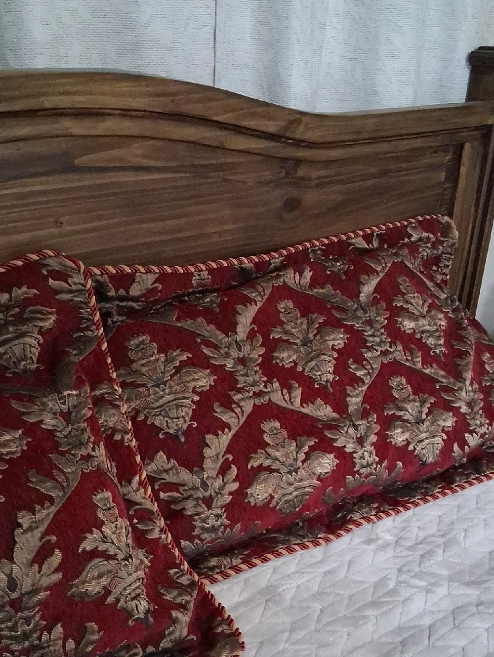 Luxury Brocade King Size Pillow Shams - Pair In Burgandy And Gold 40